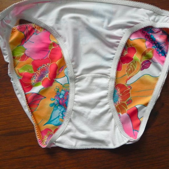 Set of 2 Multi-Colour Floral Underwear - Picture 4 of 5